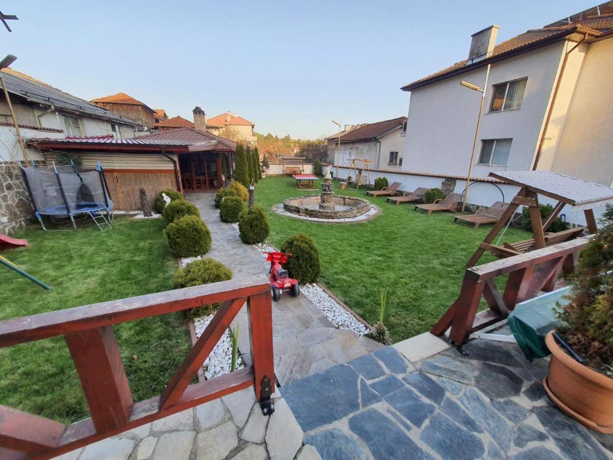 Къща За Гости Аси Dospat Exterior foto
